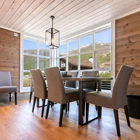 Διαμέρισμα Fjellgrend Stranda (More og Romsdal)